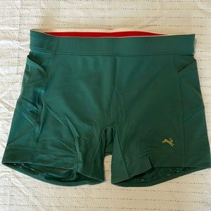 Lane Five Short Tights - Myrtle Green